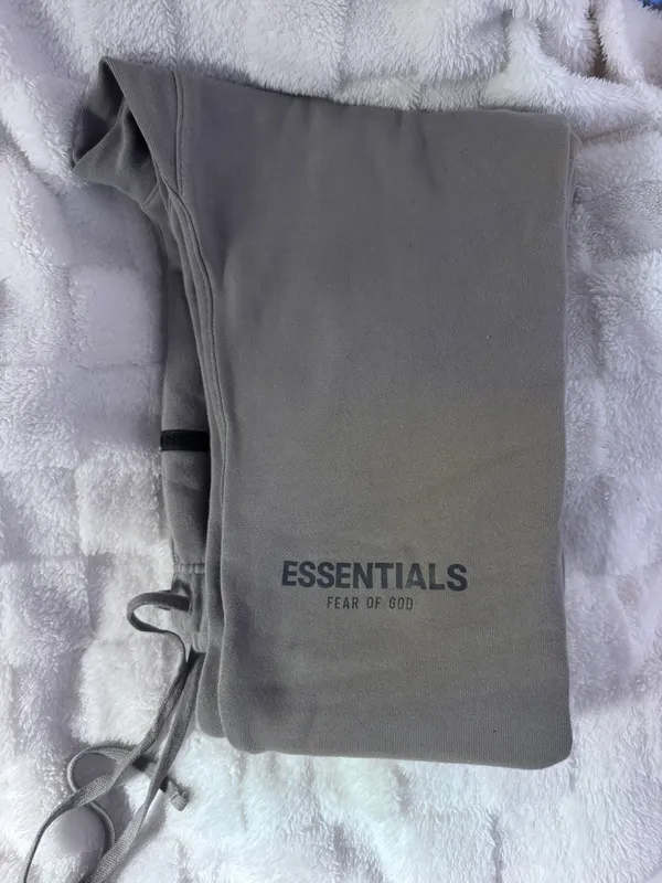Essential Fear of God s Joggers Size M - Image 5