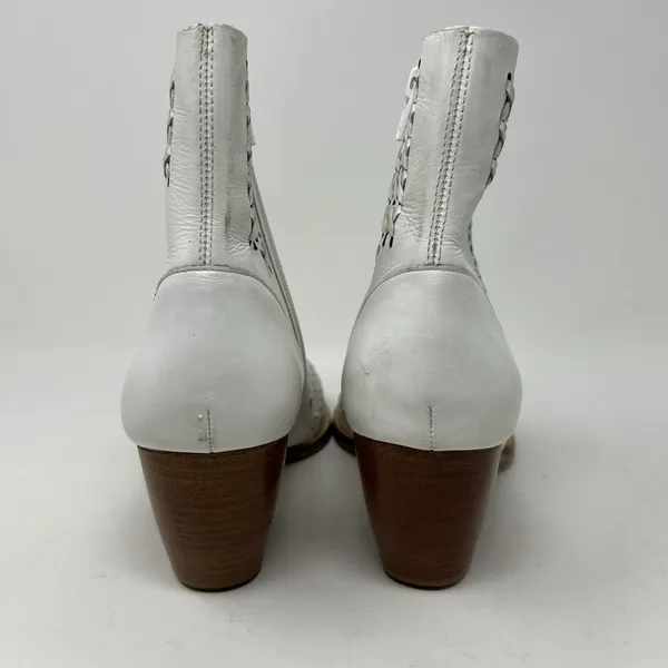 Matisse Bello‎ White Lattice Leather Lasercut Boots Size 8.5 Zip Ankle Booties - Image 9