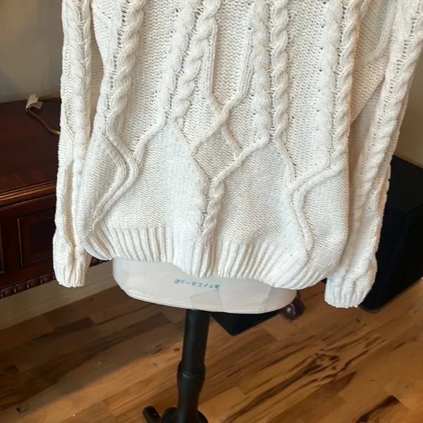 Cozy Cream Chenille Cable Knit Sweater - Image 7