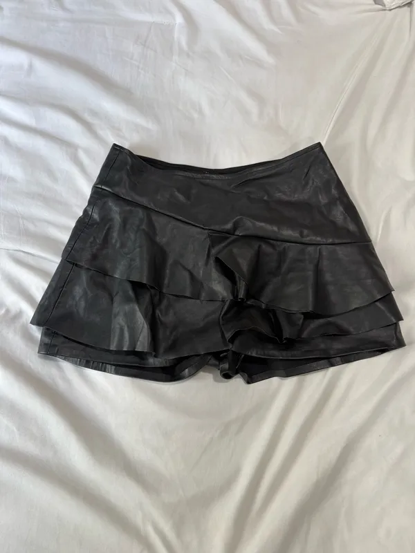 DO+BE Leather Skort Black - Image 2