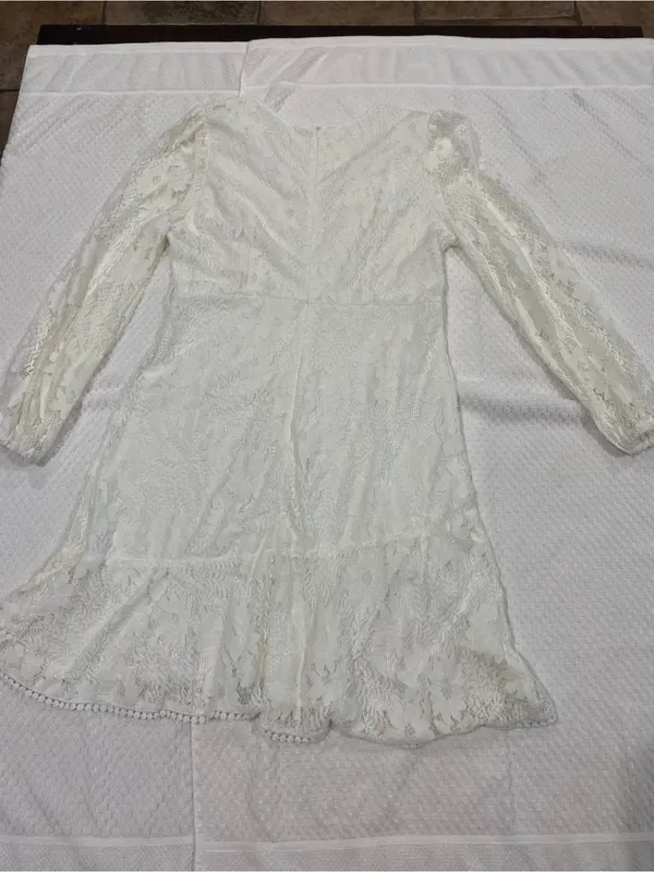 Women's White Lace Long Sleeve Wrap Dress - Image 3