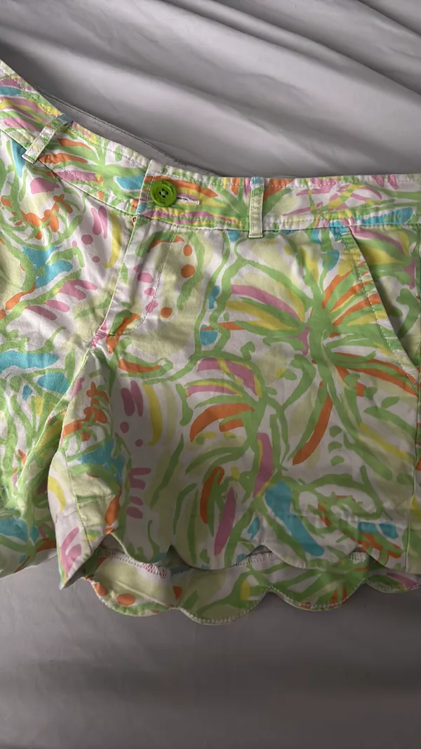 Lilly Pulitzer  Shorts - Image 3