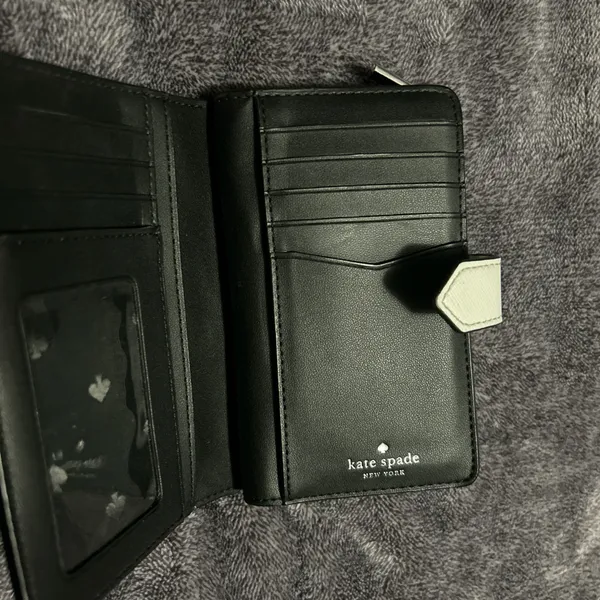 Kate Spade Wallet New York - Image 2