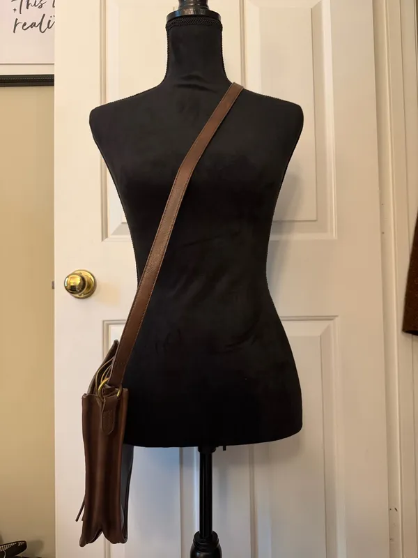 Universal Thread Brown Shoulder Bag - Image 10