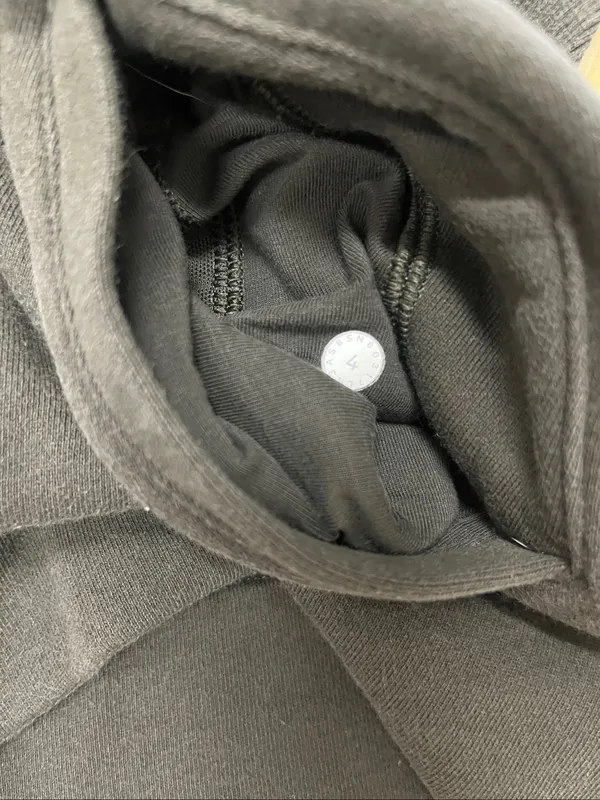 Lululemon Front Pocket crewneck sweatshirt size 4 - Image 4