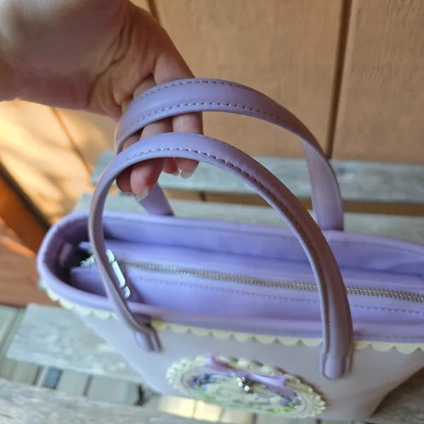 Boxlunch Exclusive Hello Kitty Purple Lilac Pastel Shoulder Bag - Image 4