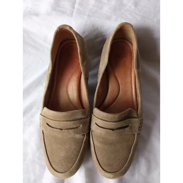 7.5 Elise Studded Suede Penny Loafers UGG - Image 8