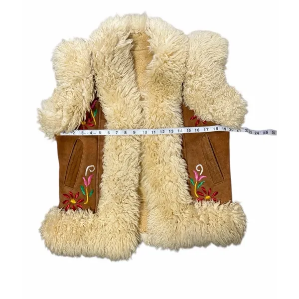 Handmade Vintage Mongolian‎ Fur Boho Suede Floral Embroidered Vest - Image 13
