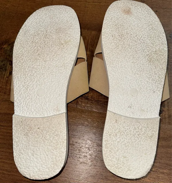 Yellow Box Women’s Hemes Slide Sandal Size 10, Taupe Without Box - Image 6