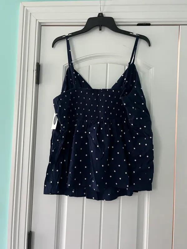 Old Navy Tanktop - Image 5