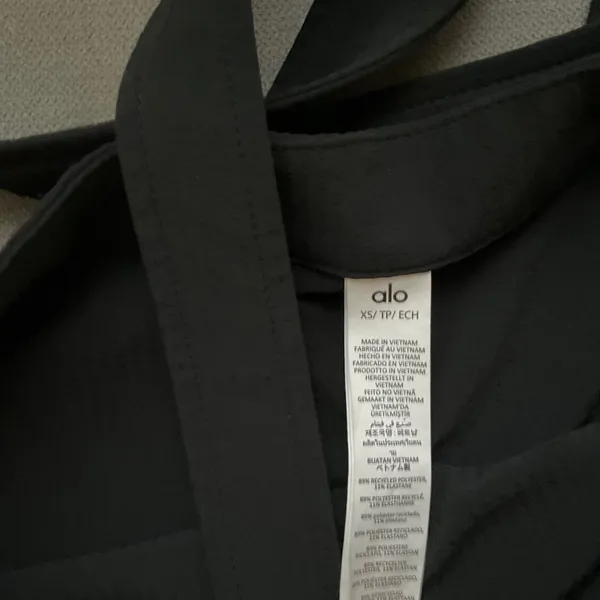 Alo Yoga Cropped Dreamscape Tank Black XS - Image 3