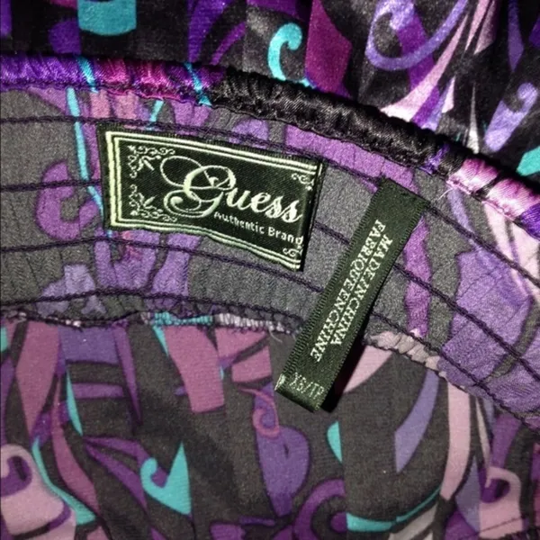 Guess Pleated V-Neck Satin Purple Halter Top XS Deadstock - Image 4