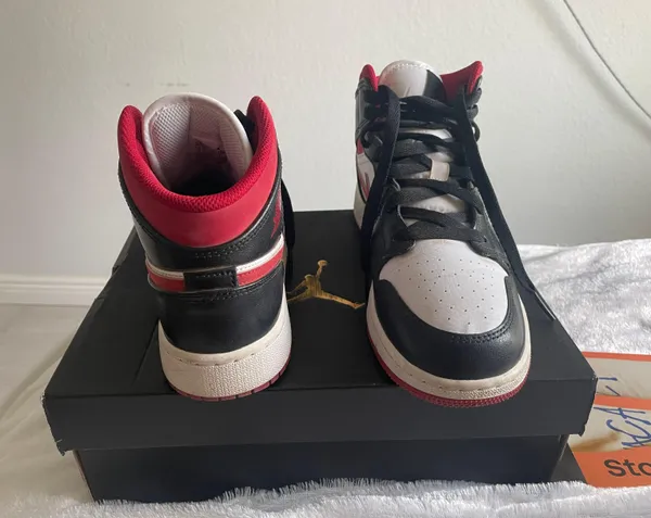 Nike Jordan 1 Mid Gym Red - Image 3