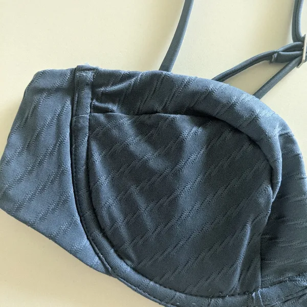 {Abercrombie & Fitch} Brand New Underwire Bikini Top - Image 2