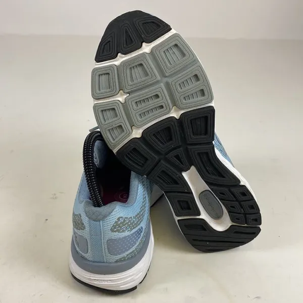 New Balance Women's 680v6 Running Shoe size‎ 7 A19 - Image 10