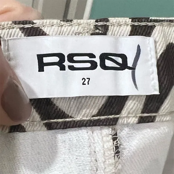 RSQ Women's Wave Print Casual Shorts Brown & White Size 27 Standard - Image 6
