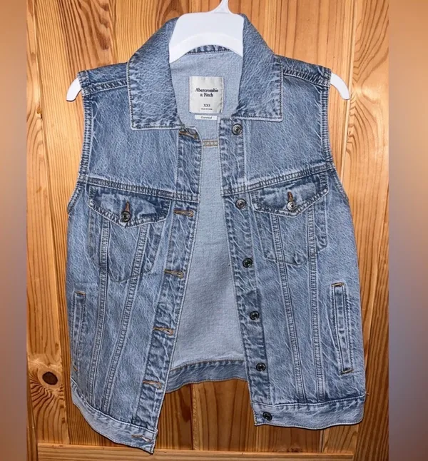 Abercrombie & Fitch Blue Denim Jacket Vest Oversized Fit Retro - Image 2