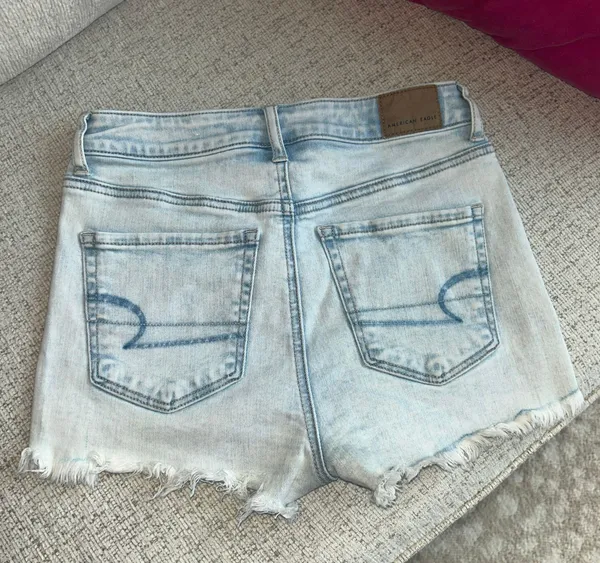 American Eagle Outfitters Light Wash Shorts - Image 2