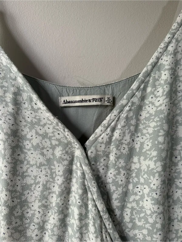 Abercrombie & Fitch Light Green Floral Wrap Midi Dress Flutter Strap Size XL - Image 4