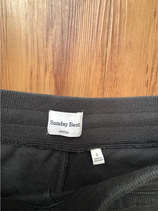 Aritzia Sunday Best Sweatpants Flare - Image 3