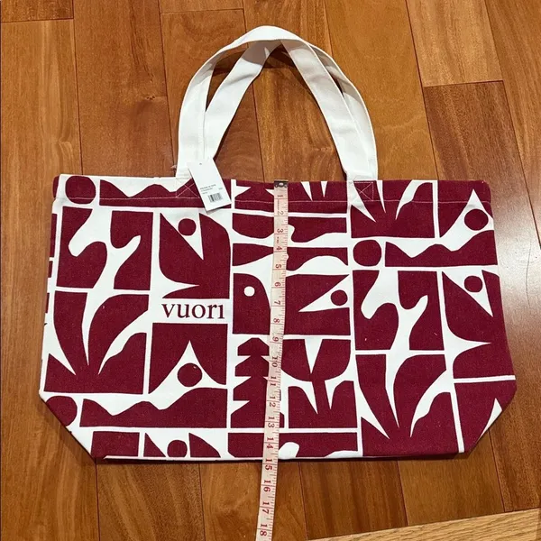 NWT Vuori Holiday Bag Strawberry‎ - Limited Edition - Image 6