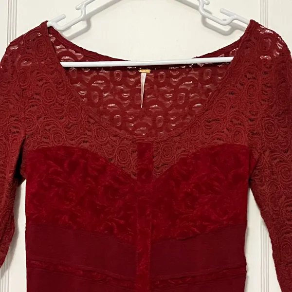 Free People sheer lace blouse tunic burgundy size medium boho corset design - Image 5
