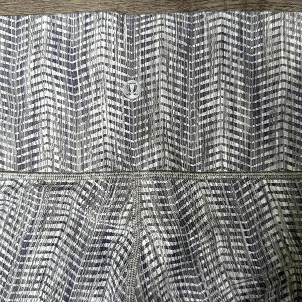 Lululemon Athletica Herringbone Leggings - Image 5