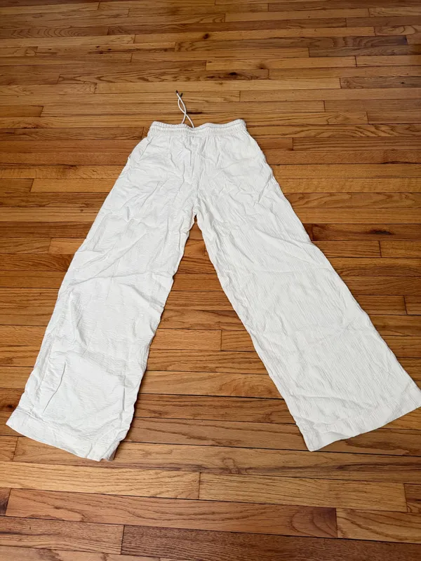 a new day textured crinkle Wide Drawstring Trousers pullover cream pants Sz S coastal minimalist elastic waist - Image 5