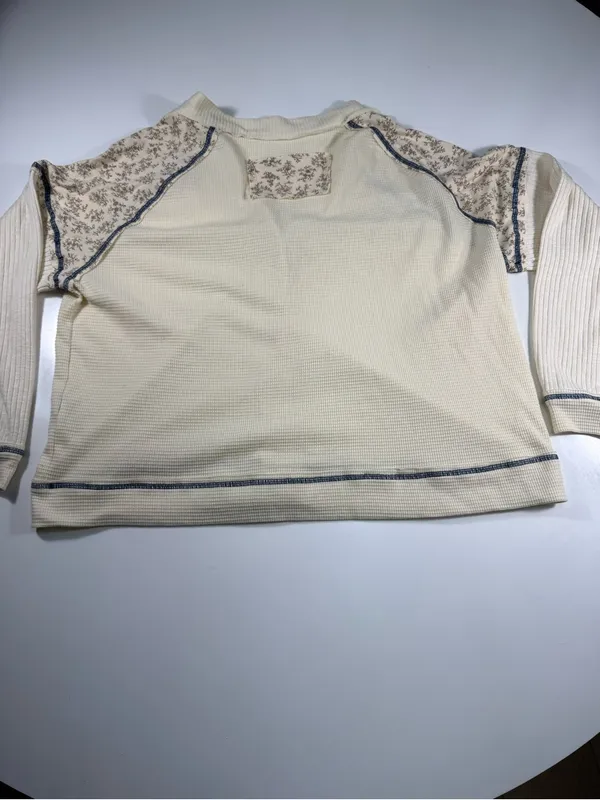 POL Anthropologie Cream Button-Front Long Sleeve Tee NWOT - Image 8