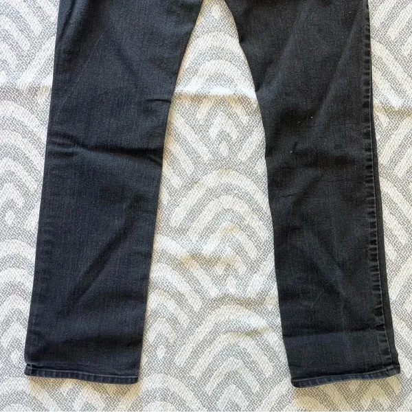 LEVI’S Women’s 505 Straight Leg Black Denim Jeans 28 - Image 7