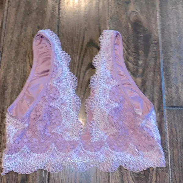 Victorias Secret purple lace bralette boho size medium - Image 3