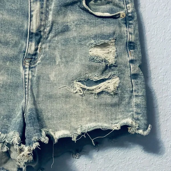 Size 4 American Eagle Curvy High Rise Denim Shorts Women's Distressed Stretch Ac - Image 3