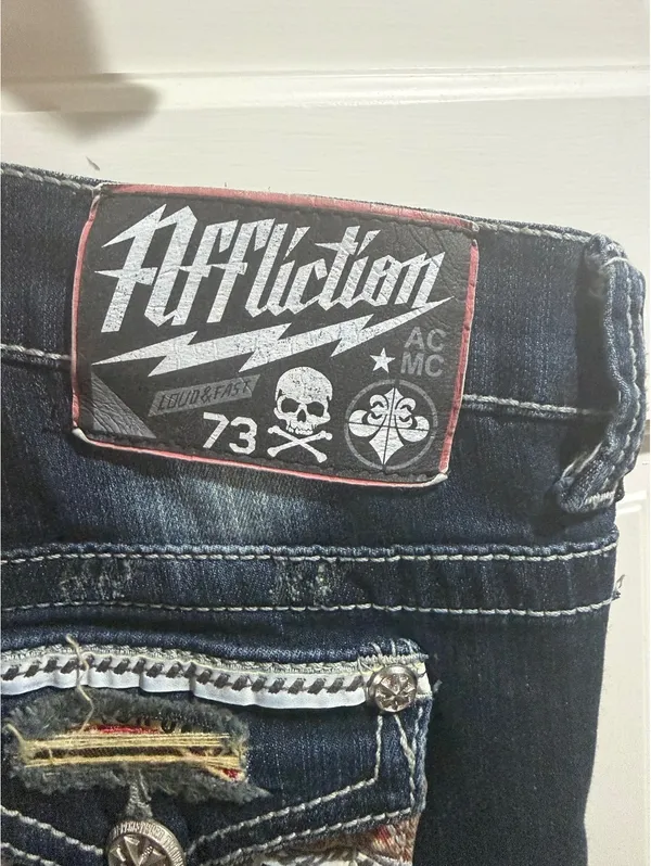 Affliction Jade Women's Distressed Blue Jeans with Red Bandana Patch Size 31 - Image 8