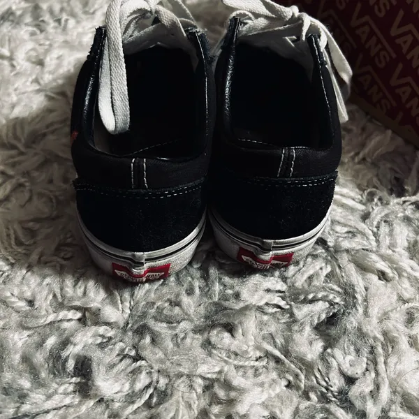 Vans Old Skool Shoes - Image 5
