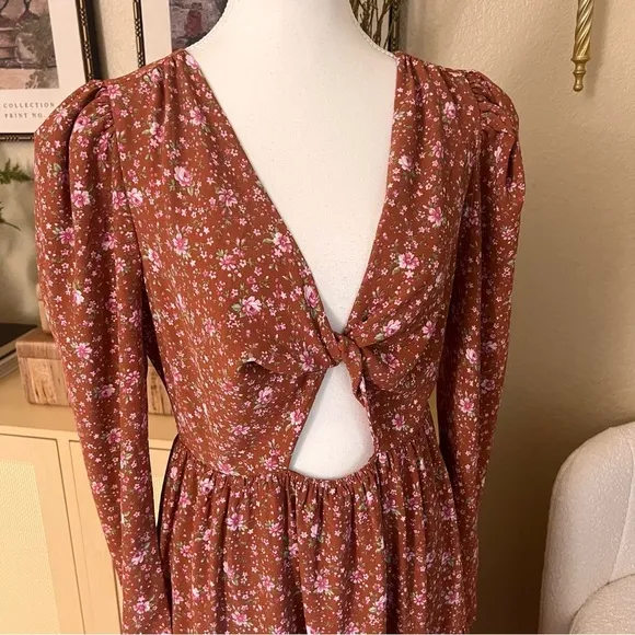 WAYF Burnt‎ Orange Floral Keyhole Tiered Midi Dress Size Small NWOT - Image 3