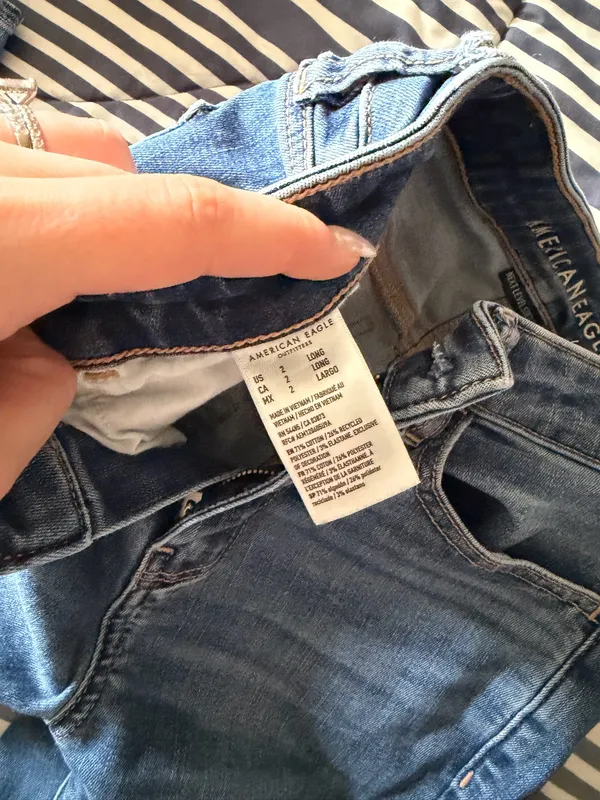 American Eagle Jeans - Image 2