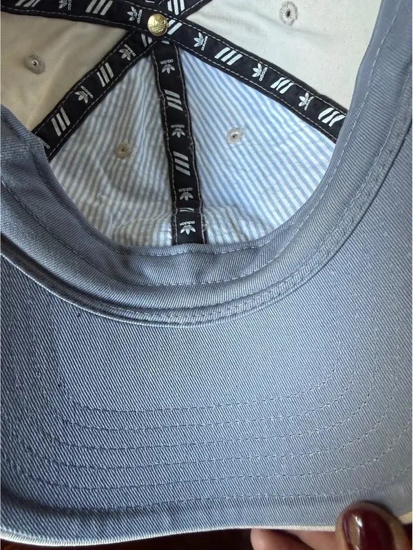 NWOT’s Adidas Classic Beige Cotton Baseball Cap with Logo - Image 7