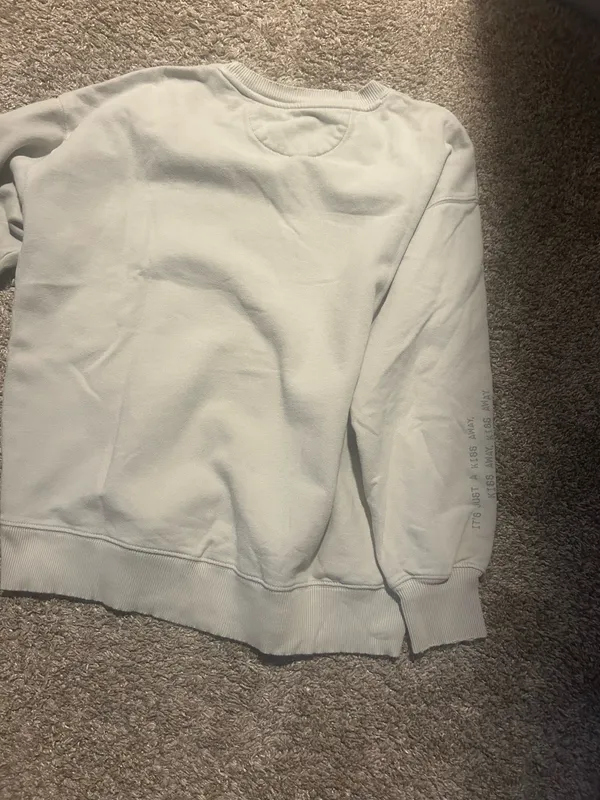 Oversized American Eagle Crewneck - Image 4