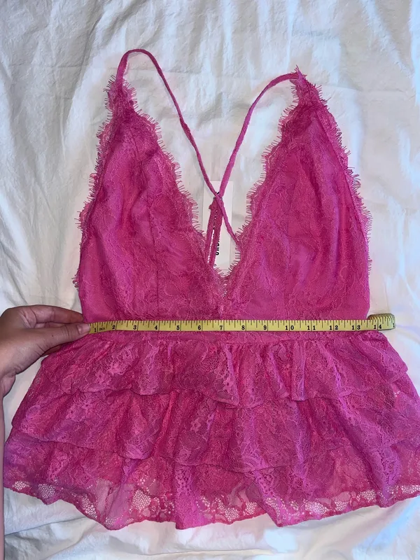 Urban Outfitters Lace Cami - Image 9