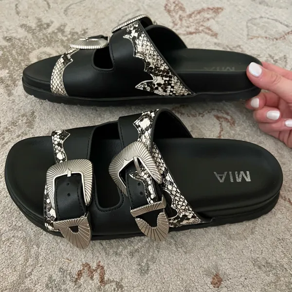 Double Strap Western Sandals - Image 4