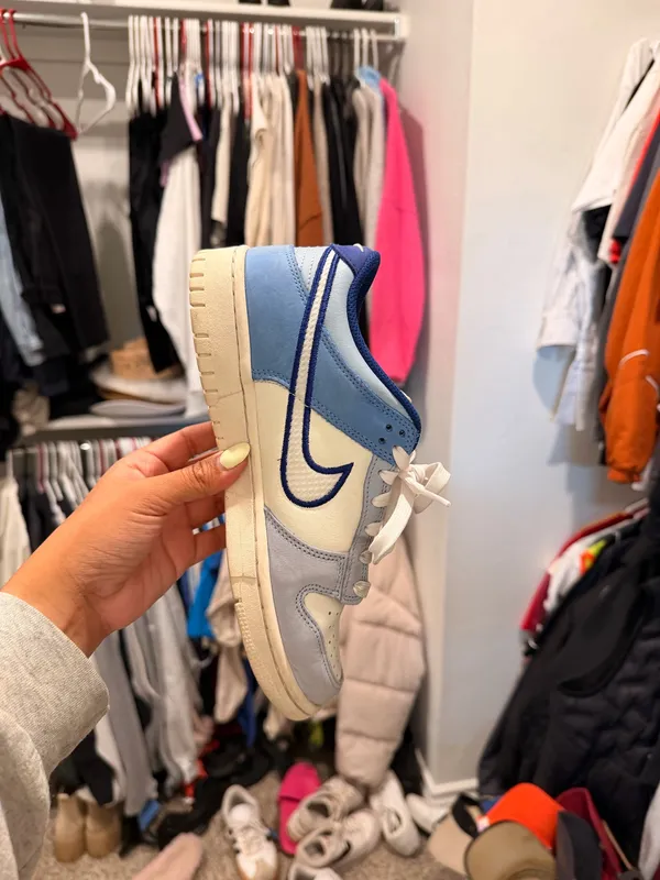 Nike Dunk Sneakers - Image 2