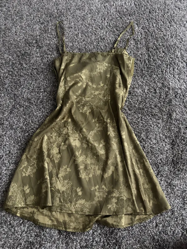 Cider Green Lace Dress - Image 4