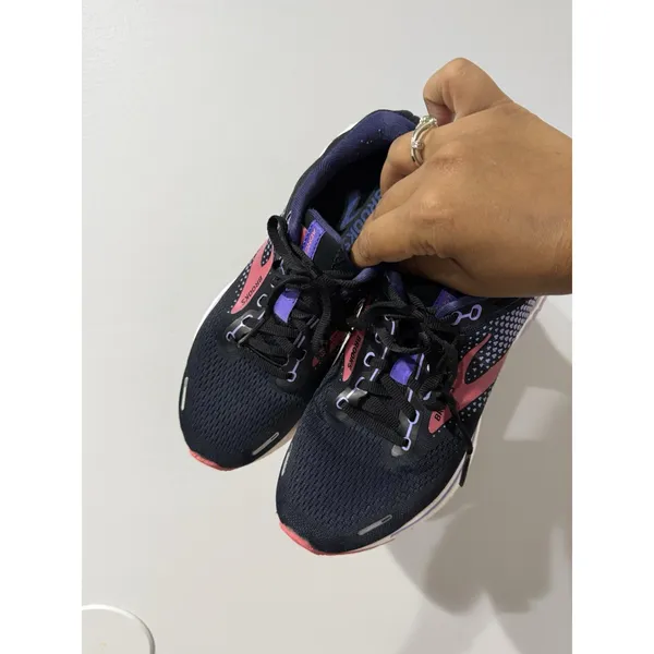 Brooks Adrenaline‎ GTS 22 Black/Purple/Coral Athletic Sneakers - Women's US 8 W - Image 2