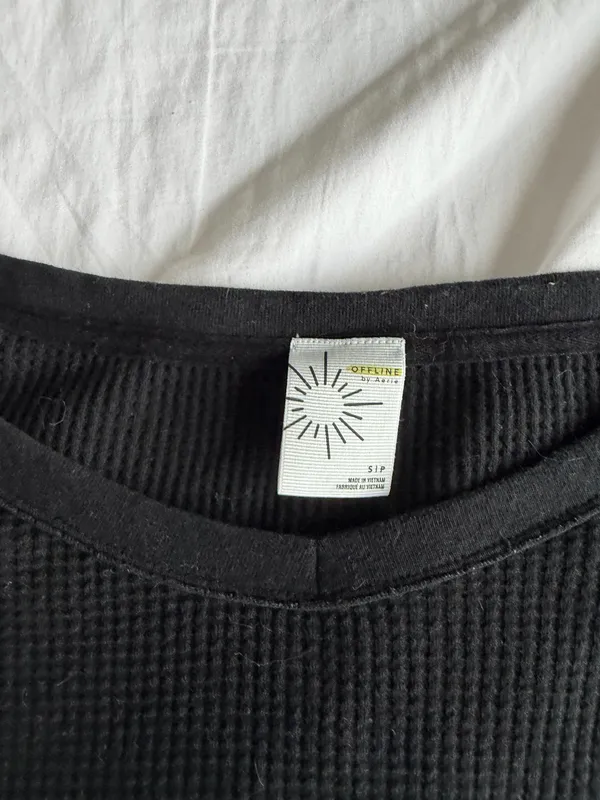 black aerie waffle knit long sleeve - Image 3