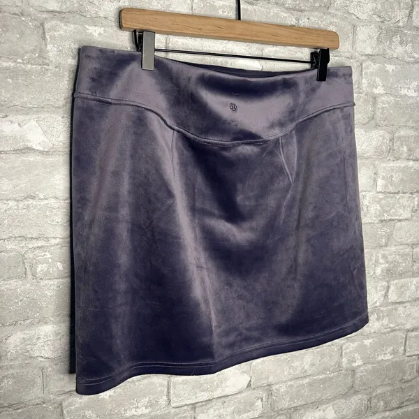 Lululemon Scuba High Rise Mini Skirt Velvet NWT Size XL (NFAL) LW8AL9S - Image 4