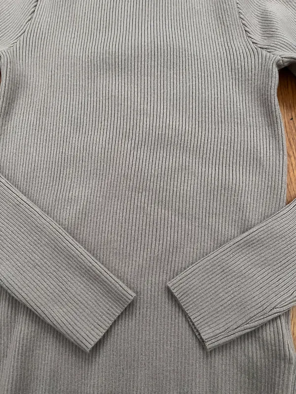 Commense Taupe Ribbed Mock Turtleneck Sweater - Image 3