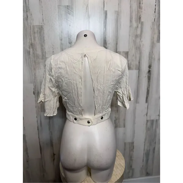 White blouse  - Image 3