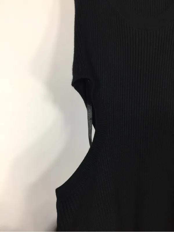 Abercrombie & Fitch Elevated Knit Cutout Midi Knit Dress Black Size Small - Image 8