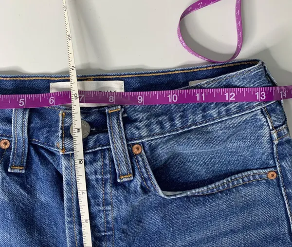 Denim Forum 25 Yoko Short Cut Off Medium Dark Wash Button Fly - Image 7