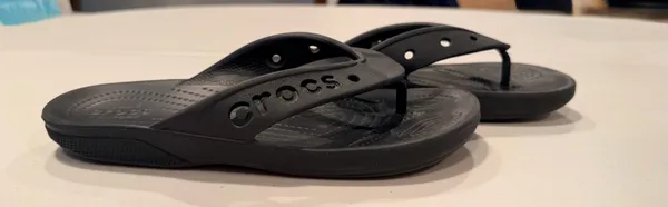 Crocs | Baya II flip-flop shoes. Size: Men-5, Women-7. - Image 7